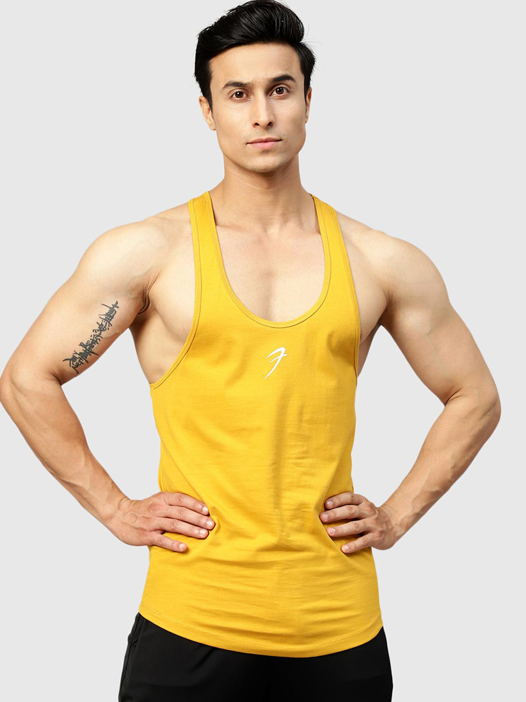 FUAARK Scoop Neck Innerwear Gym Vests