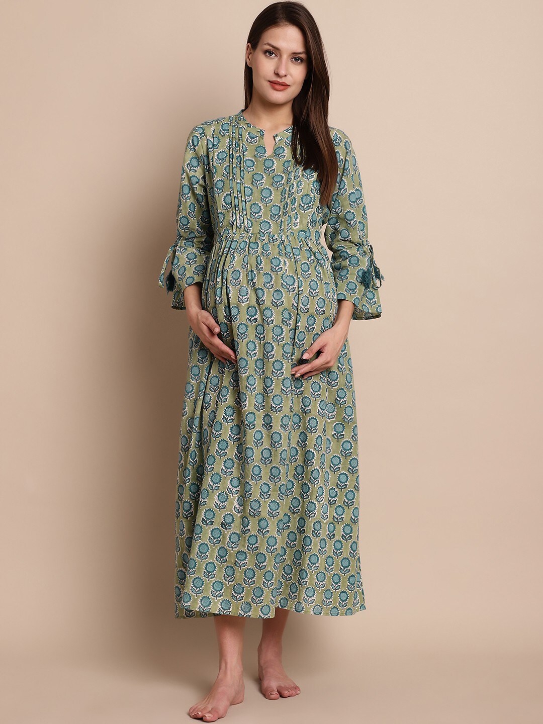 Feeding gowns hotsell myntra