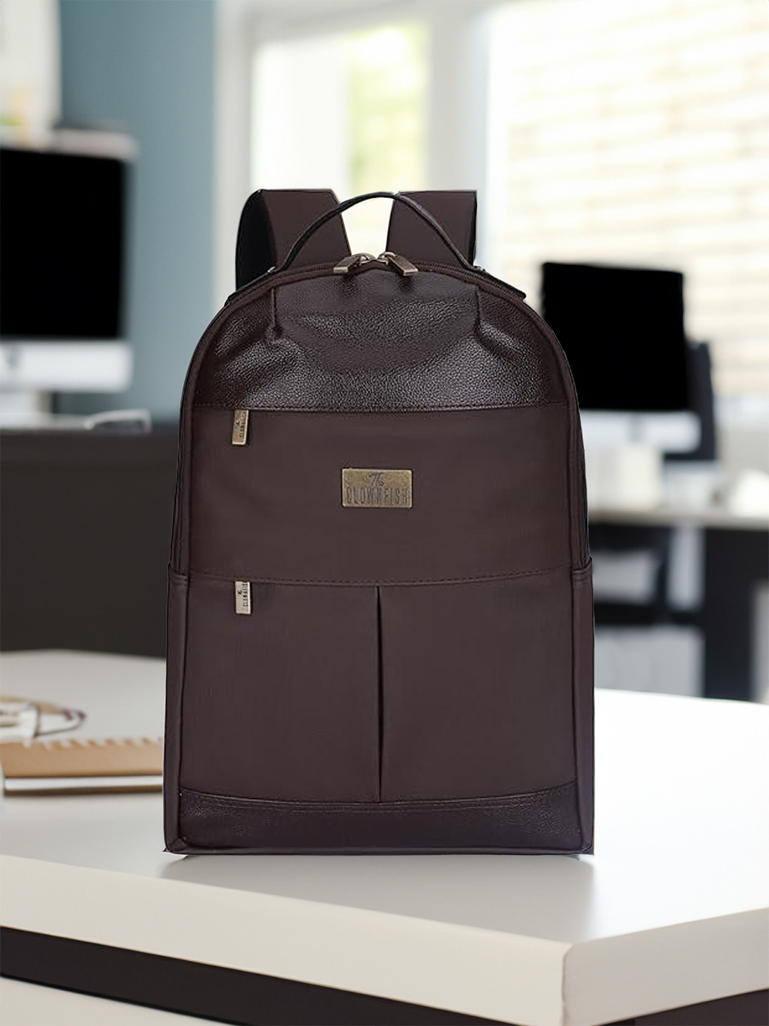 THE CLOWNFISH Unisex Cybershield Textured Backpack