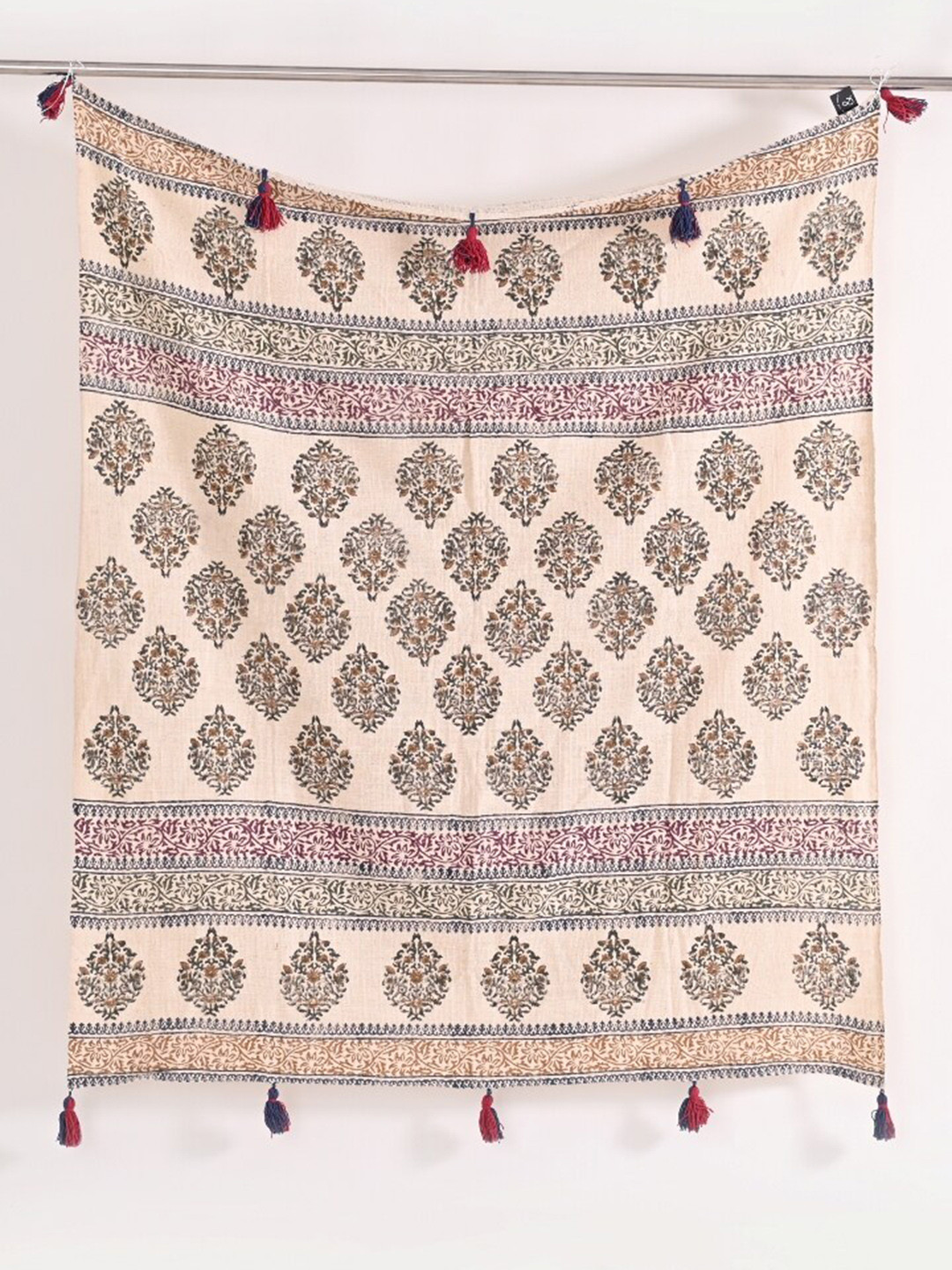 Art Avenue Beige & Green Floral Printed Cotton Throw