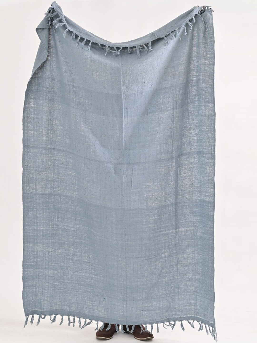 Art Avenue Abalone Grey Solid Throw