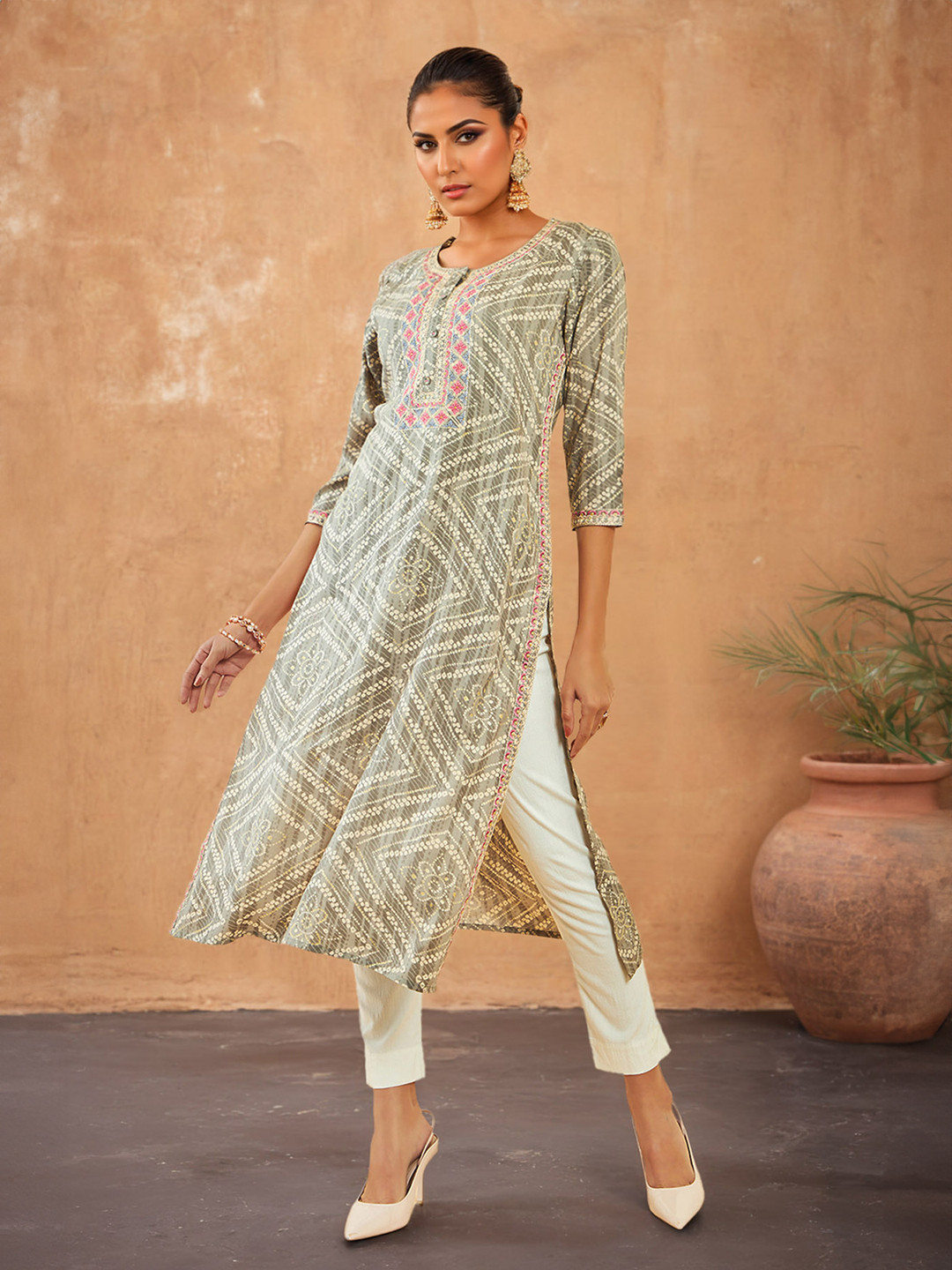 Soch Grey Bandhani Printed Round Neck Thread work Regular Kurta
