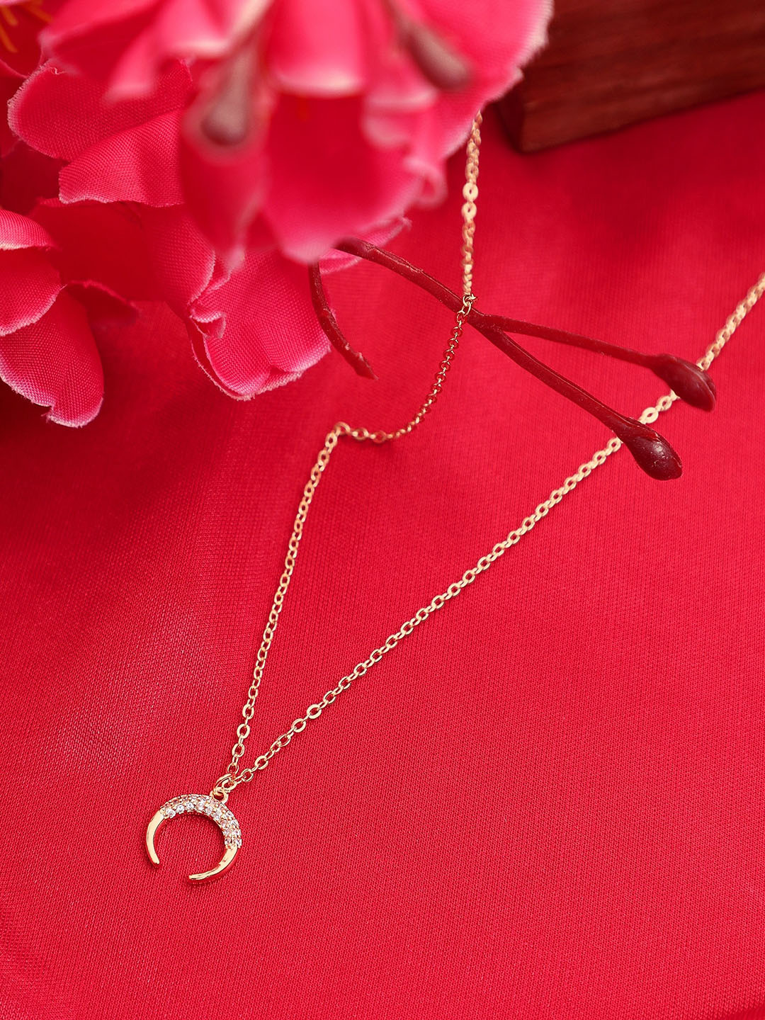 Mali Fionna Gold-Plated Stone-Studded Pendant With Chain