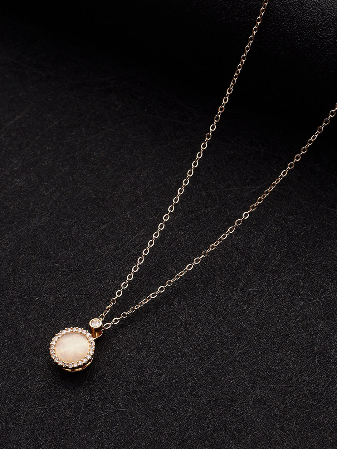 Mali Fionna Gold-Plated Stone-Studded Circular Pendant With Chain