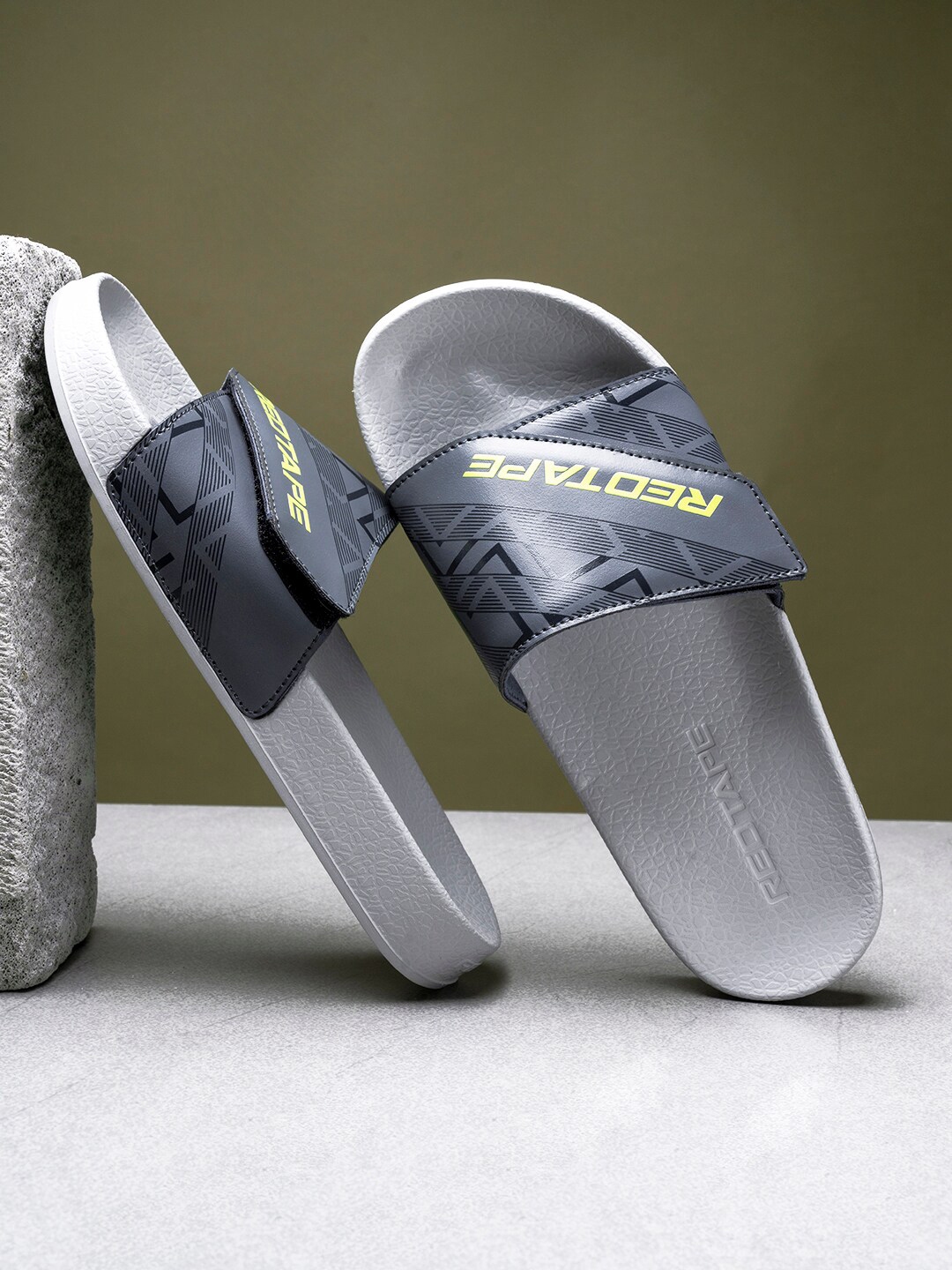 Sliders myntra outlet