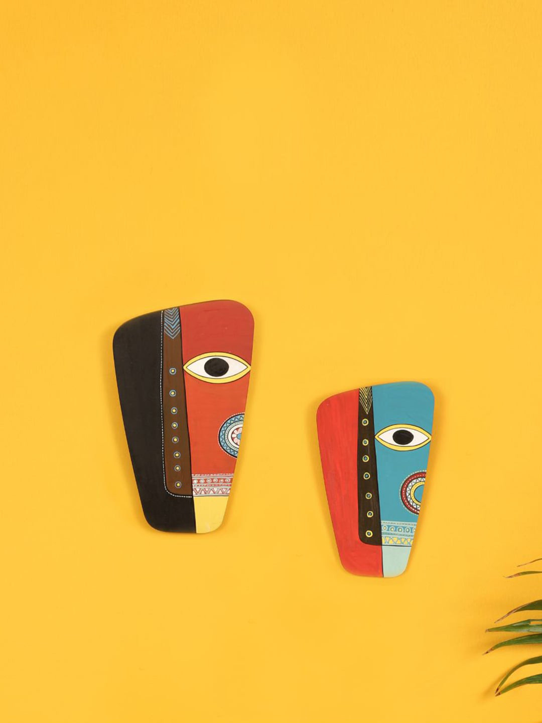 AAKRITI ART CREATIONS Bunty & Bubbly Wood Ethnic Motifs Antique 2Pcs Wall Hangings-12In