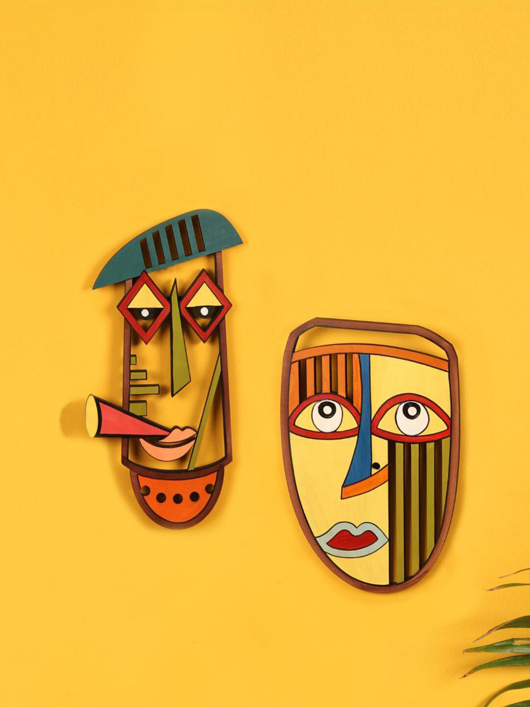 AAKRITI ART CREATIONS Don & Side-kick Wood Ethnic Motifs Antique 2Pcs Wall Hangings-14In