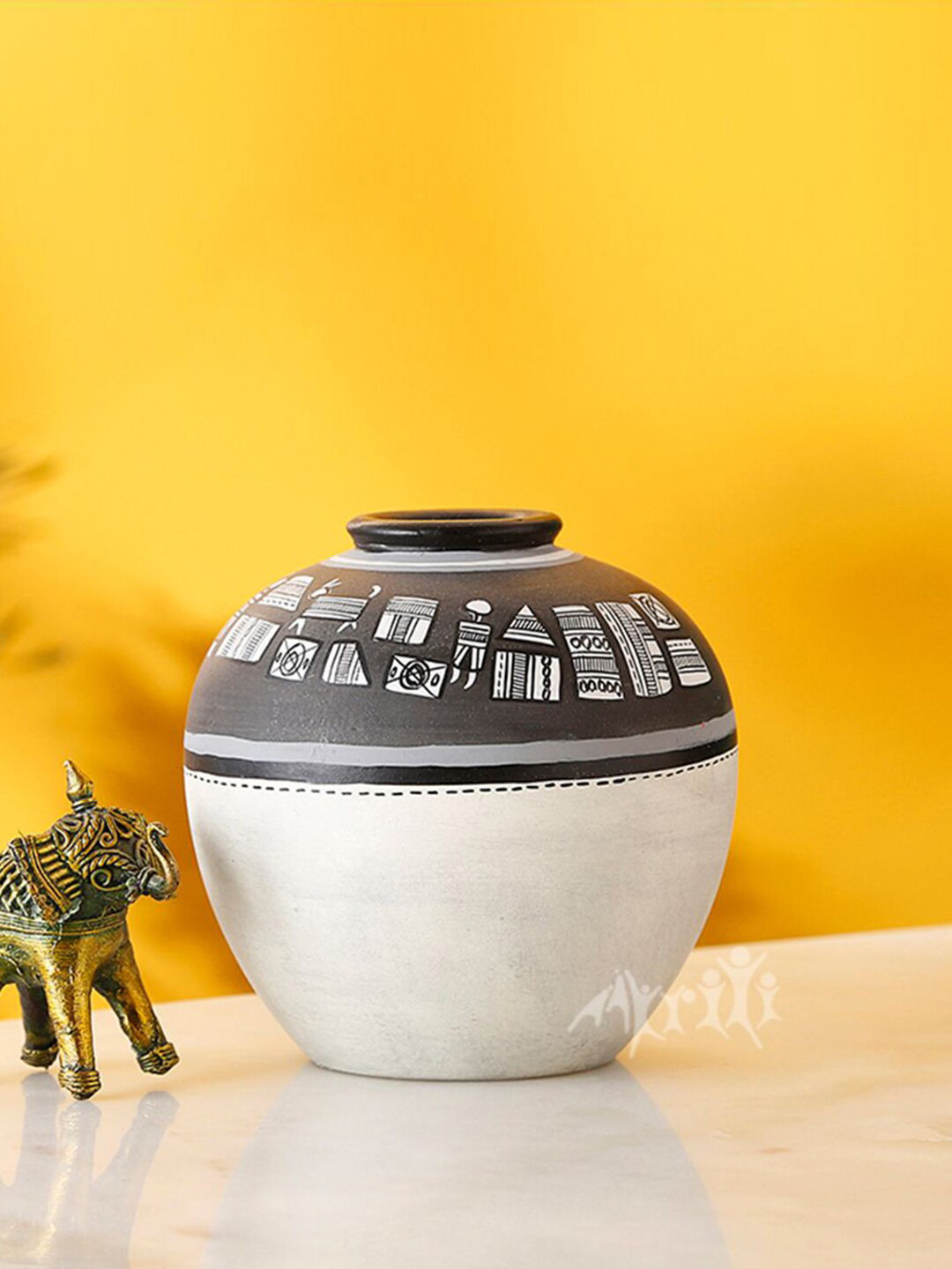 AAKRITI ART CREATIONS White Printed terracotta Vase