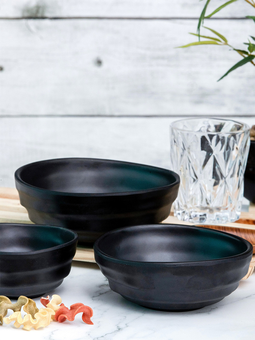 Servewell Black 3 Pieces Melamine Matte Bowls