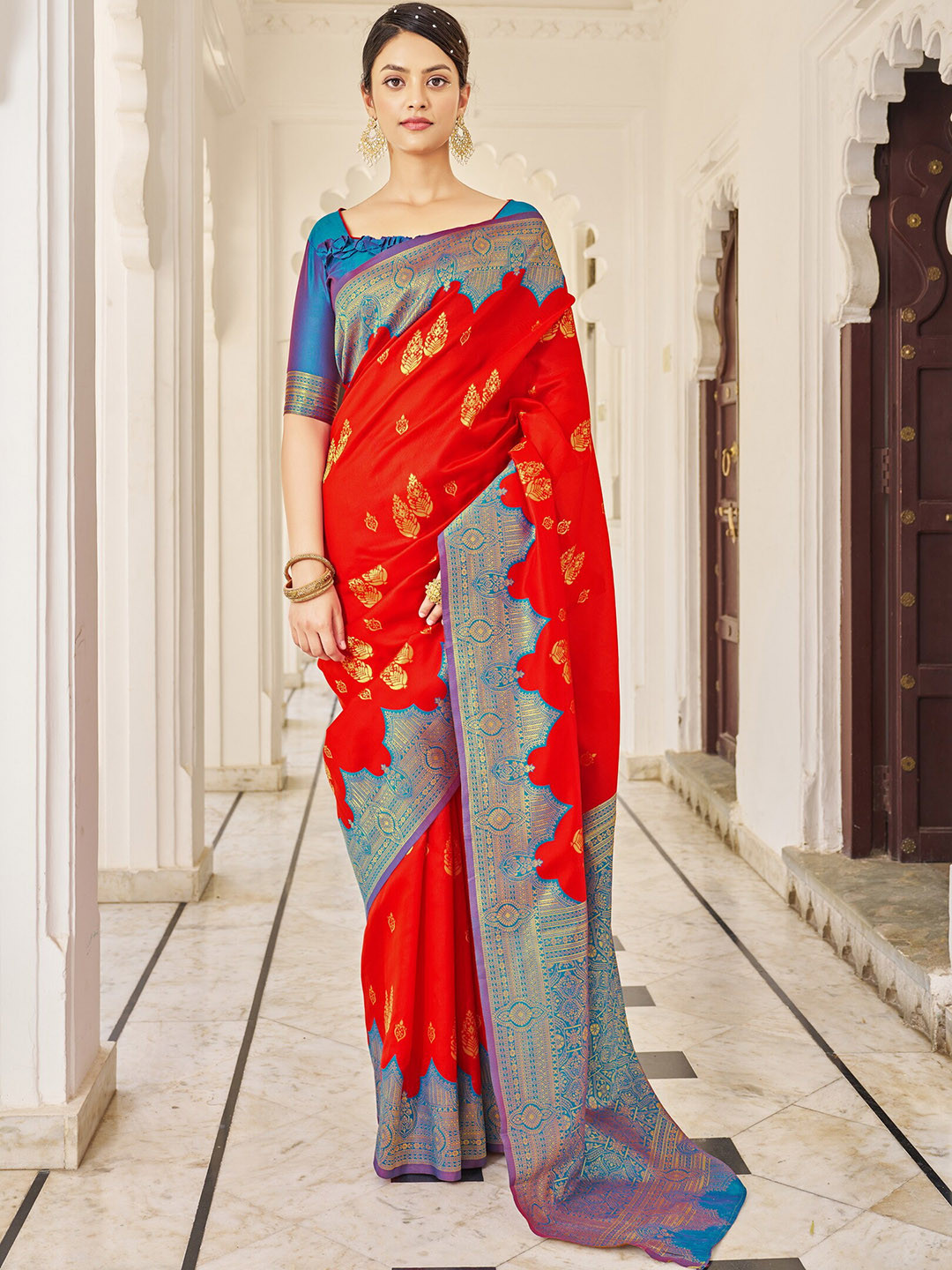 SARIYA Ethnic Motifs Woven Design Zari Banarasi Saree
