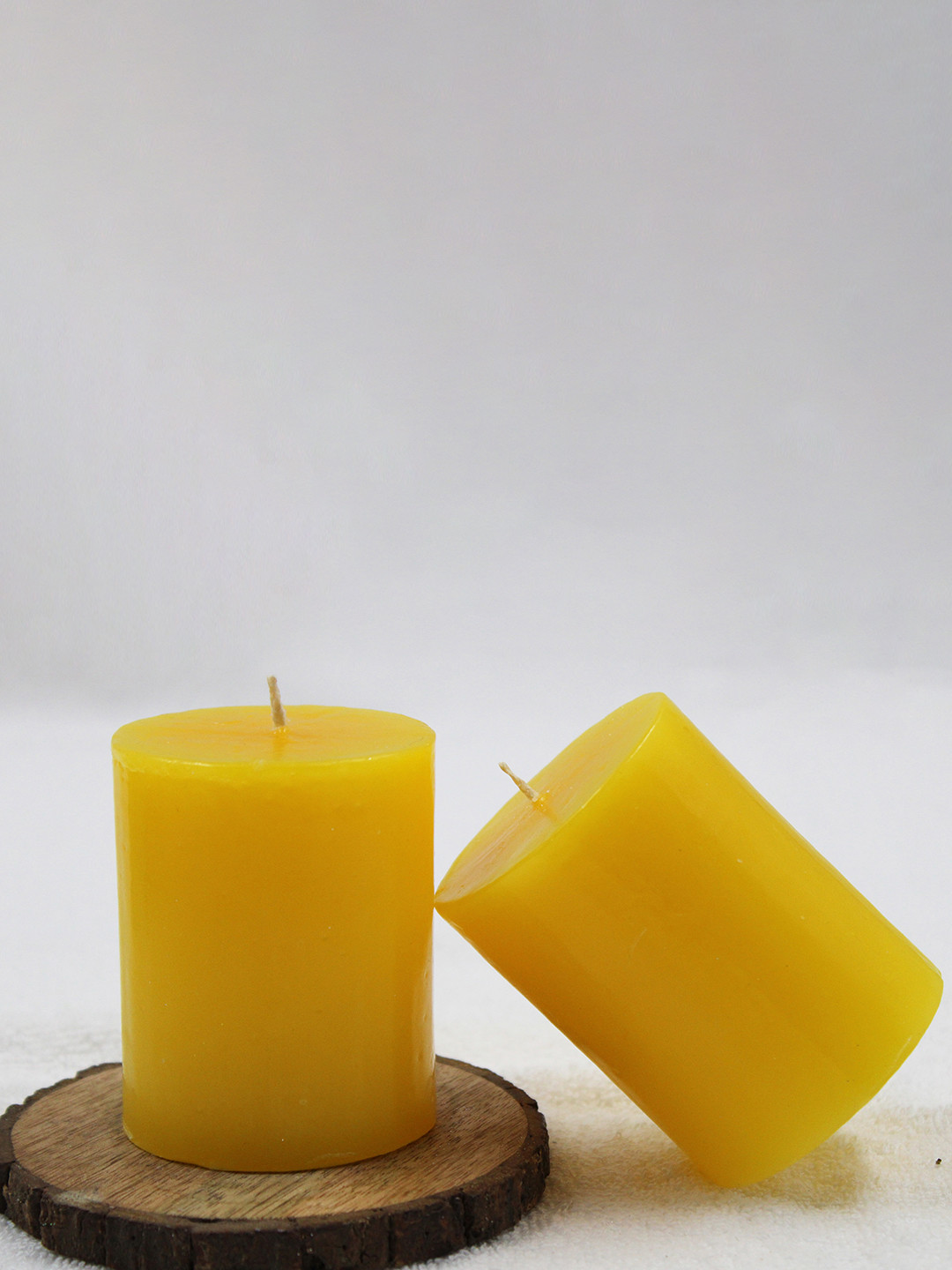atorakushon 2Pcs Scented 1 Wick Lemon Solid Geometric Regular Pillar Candles
