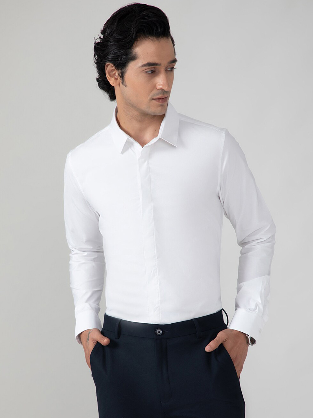 SUBTRACT Spread Collar Slim Fit Formal Shirt