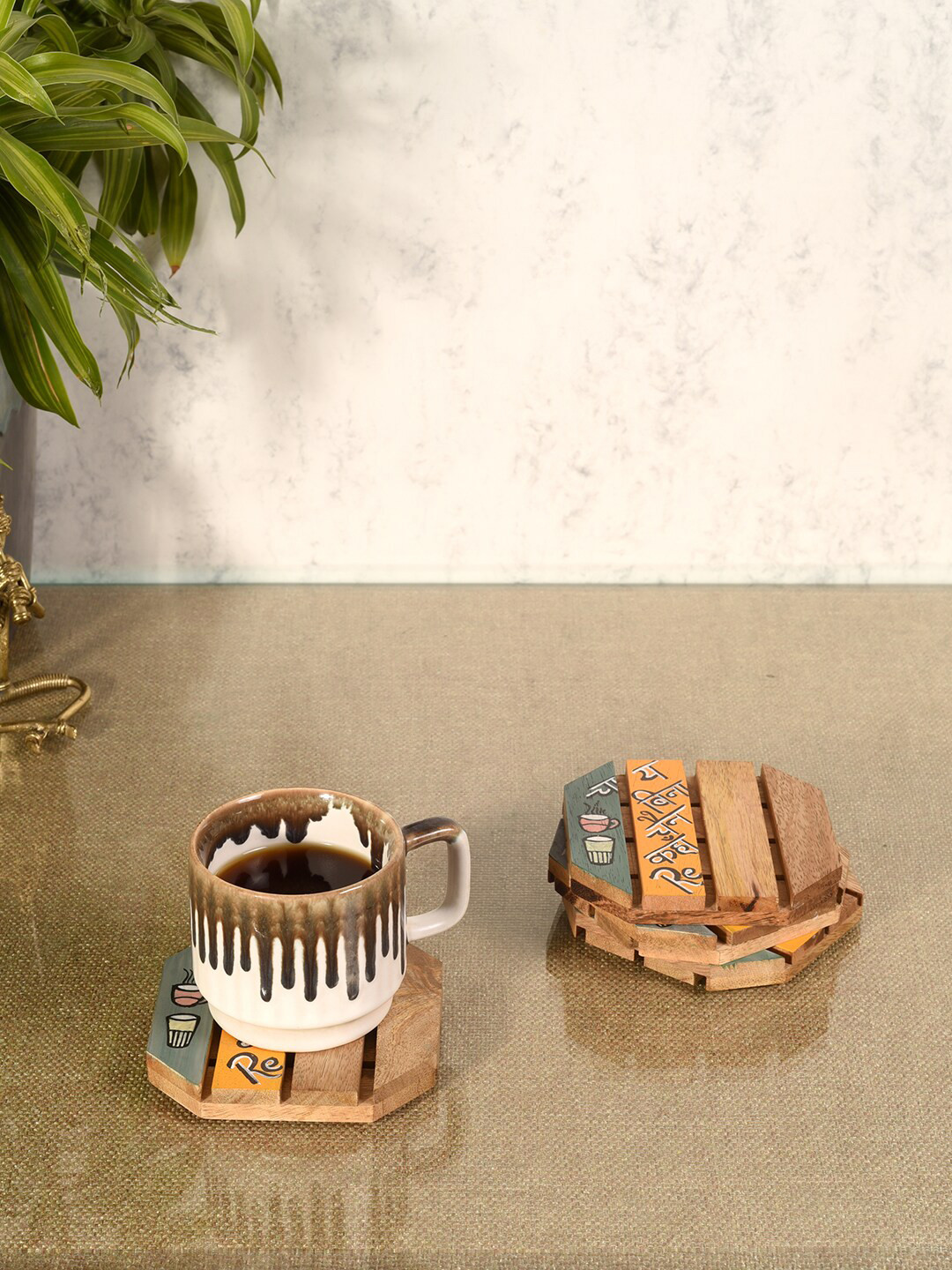 AAKRITI ART CREATIONS Slogan Sensations Brown 4 Pieces Wooden Tea Coasters