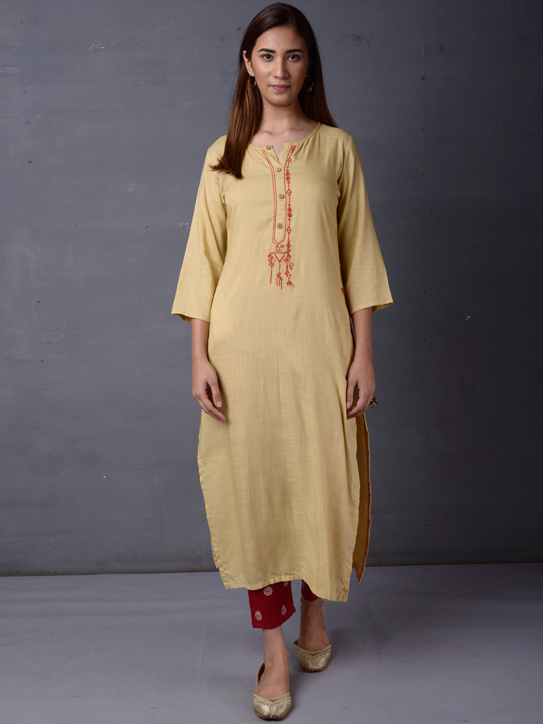 PINKSKY Yoke or Border Design Straight Kurta With Trousers