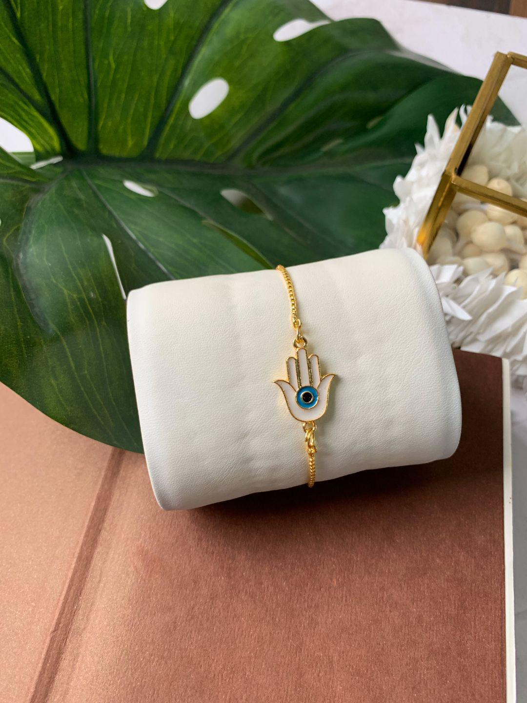 I Jewels Men Hamsa Enamel Evil Eye Charm Lumba Rakhi With Roli Chawal