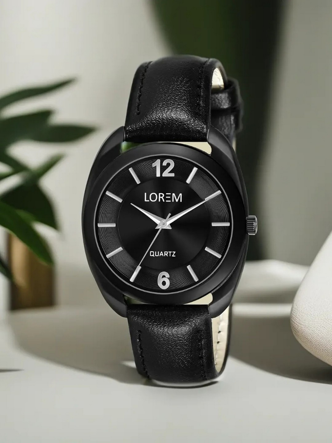 LOREM Women Textured Dial & Leather Straps Analogue Watch LR323