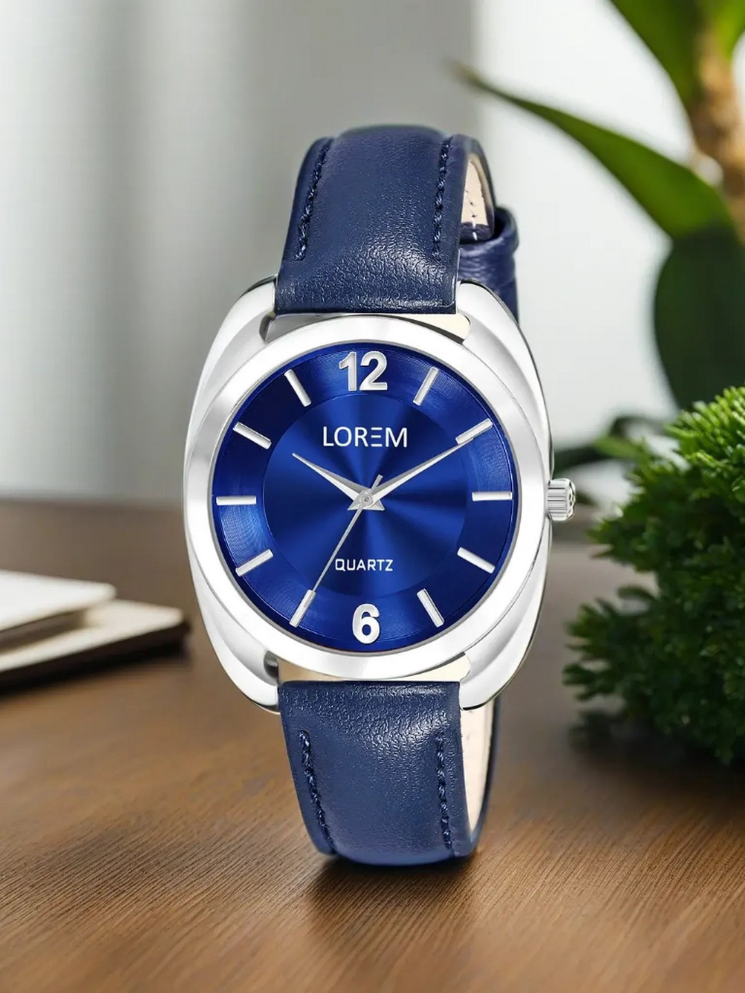 LOREM Women Round Analogue Watch LR327