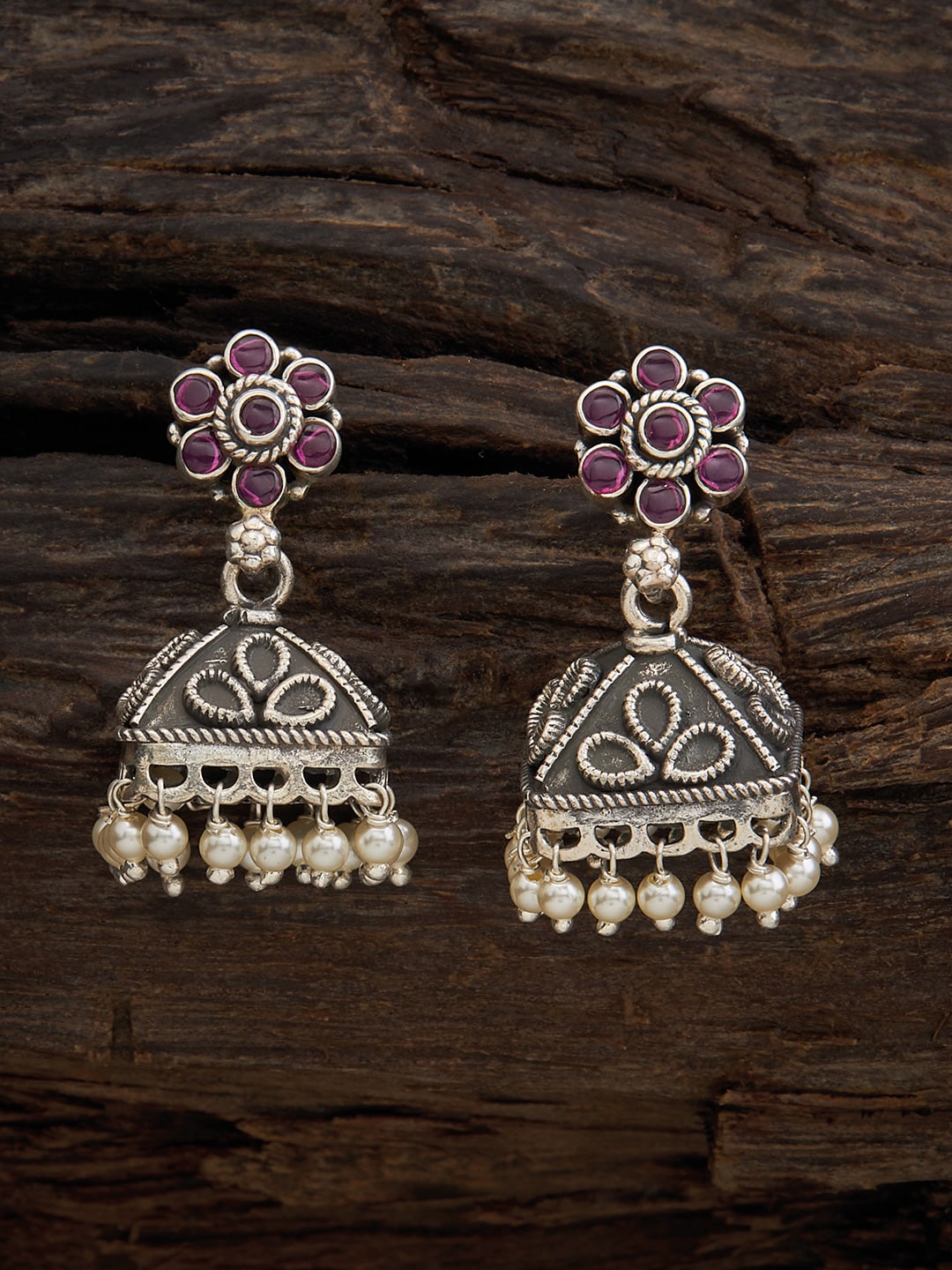 Kushal deals silver jhumkas