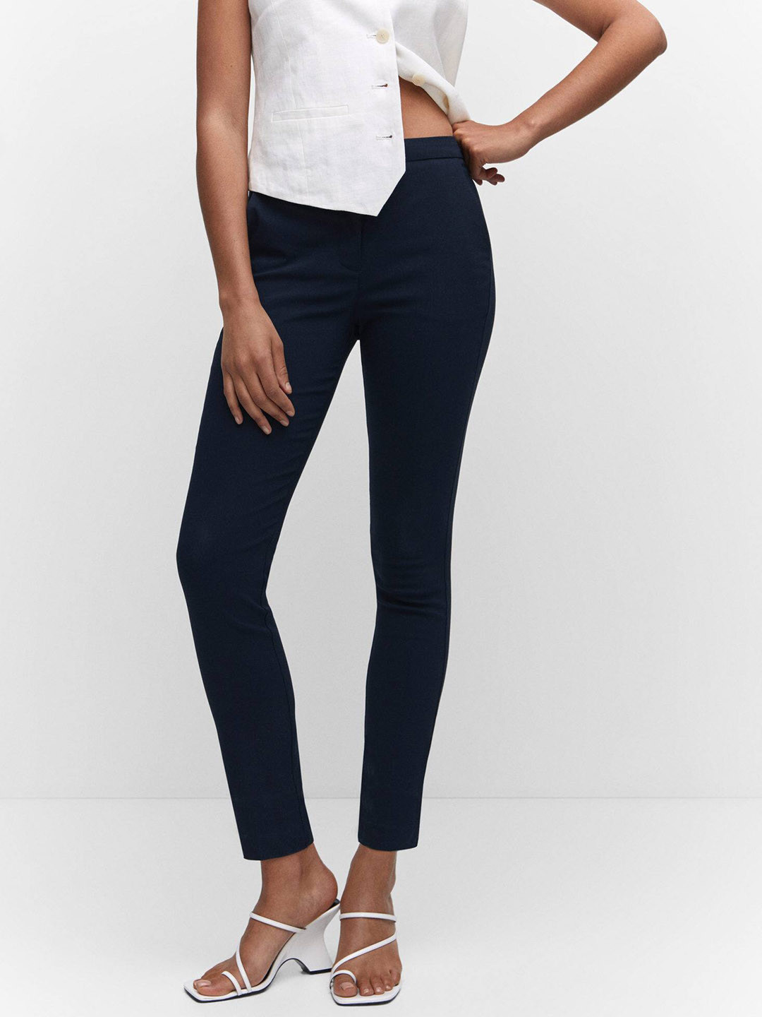 MANGO Women Mid-Rise Cropped Skinny Fit Trousers