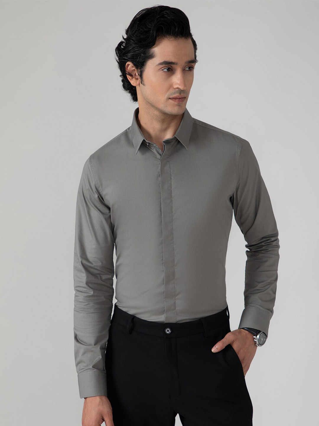 SUBTRACT Slim Fit Spread Collar Formal Shirt