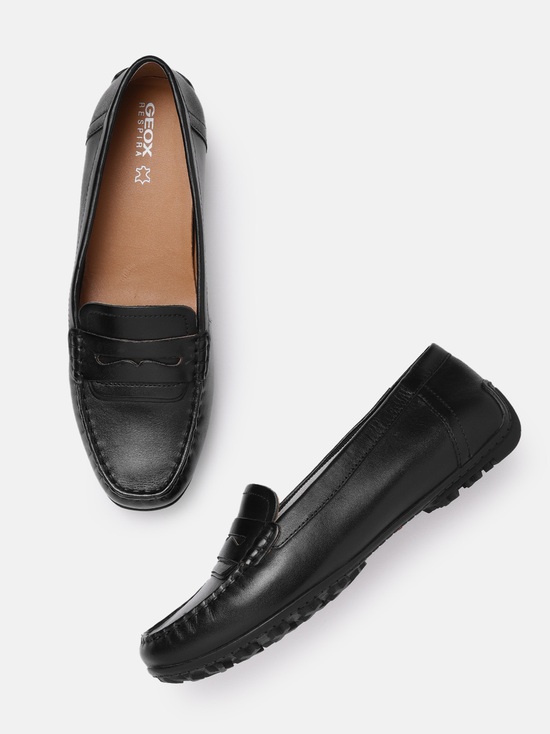 Geox Women Solid Leather Moccasins