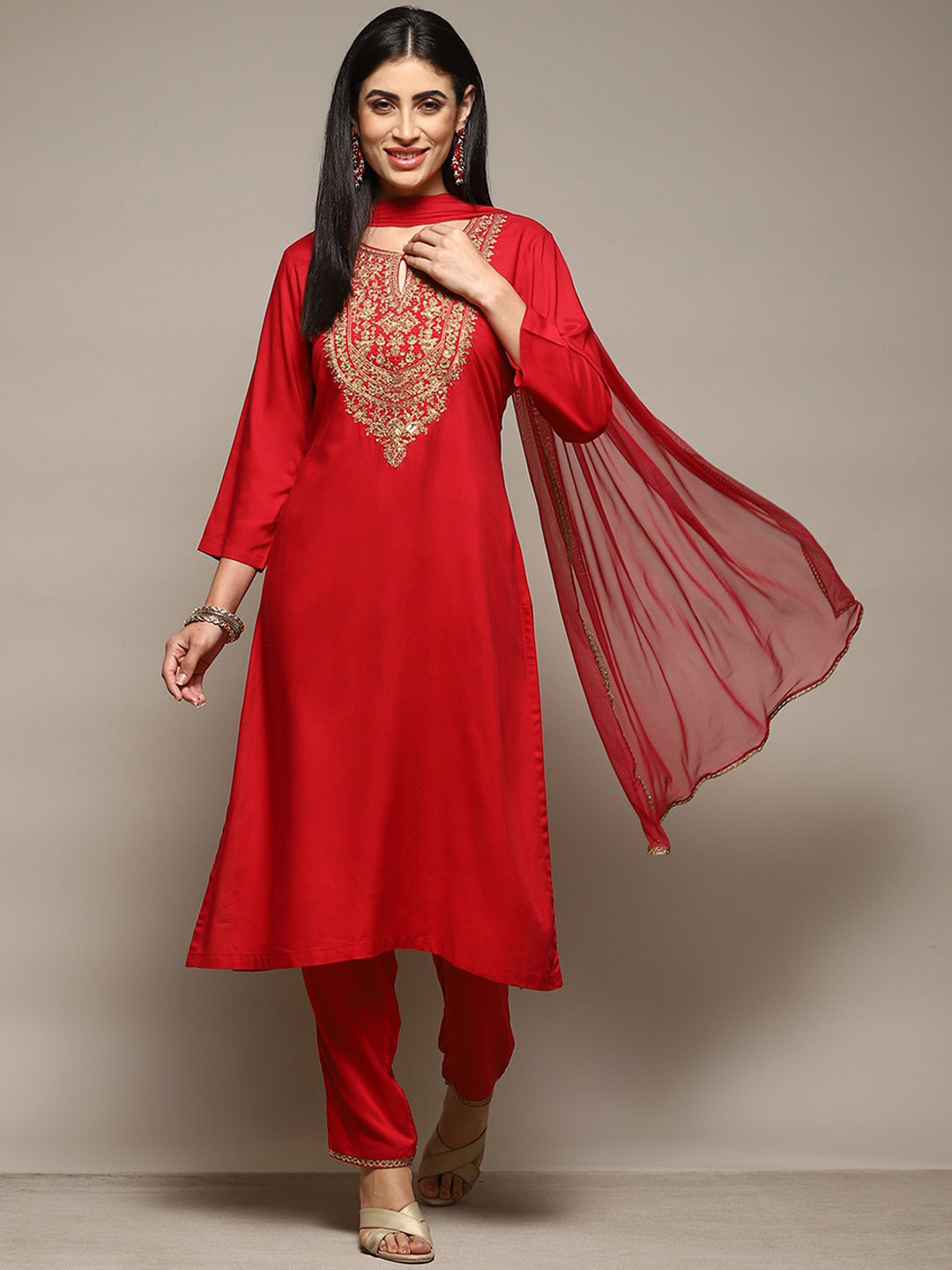 Biba Thread Work Detailed Straight Kurta & Trousers with Dupatta