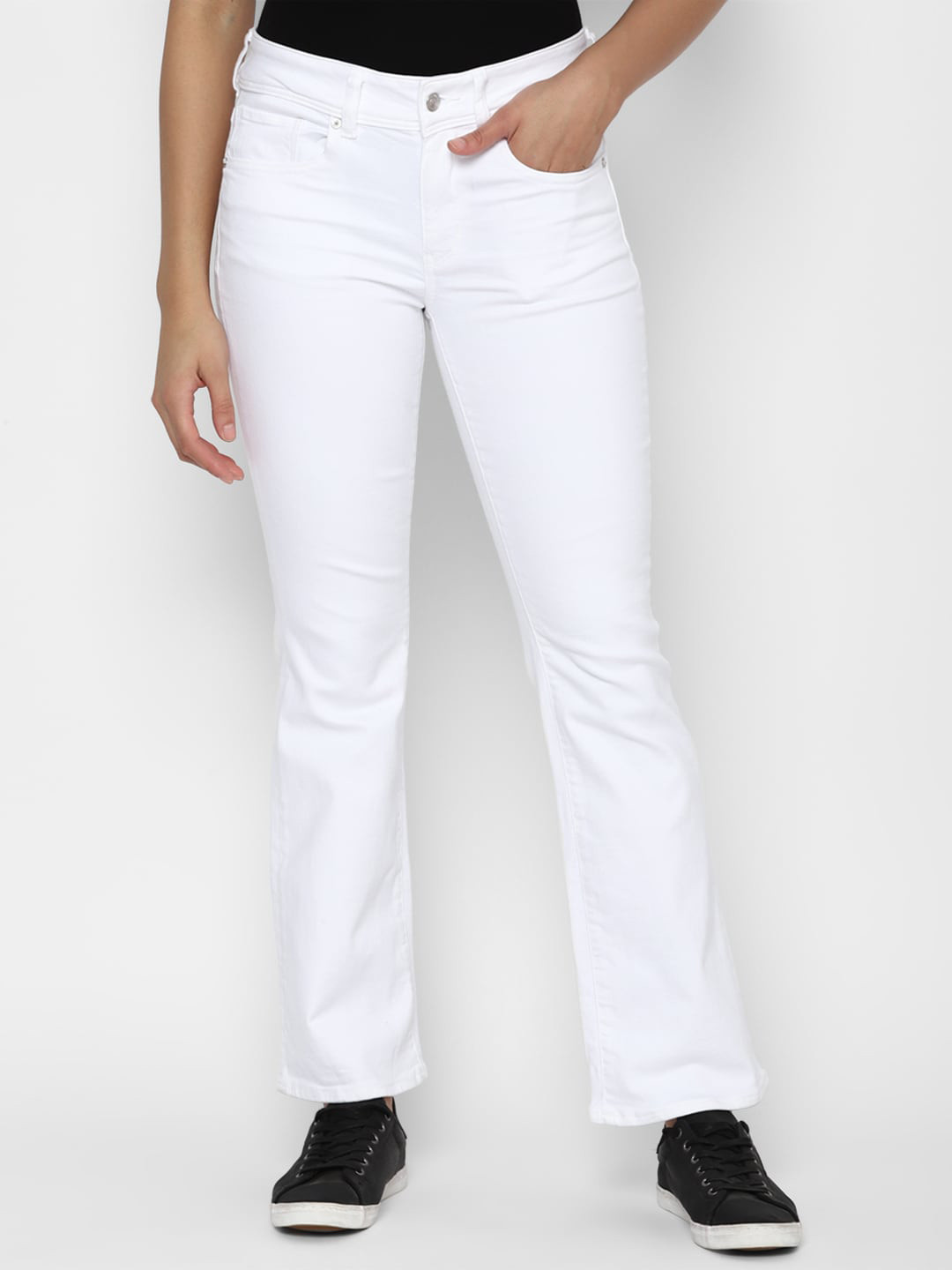 AMERICAN EAGLE OUTFITTERS Men Bootcut Clean Look Jeans