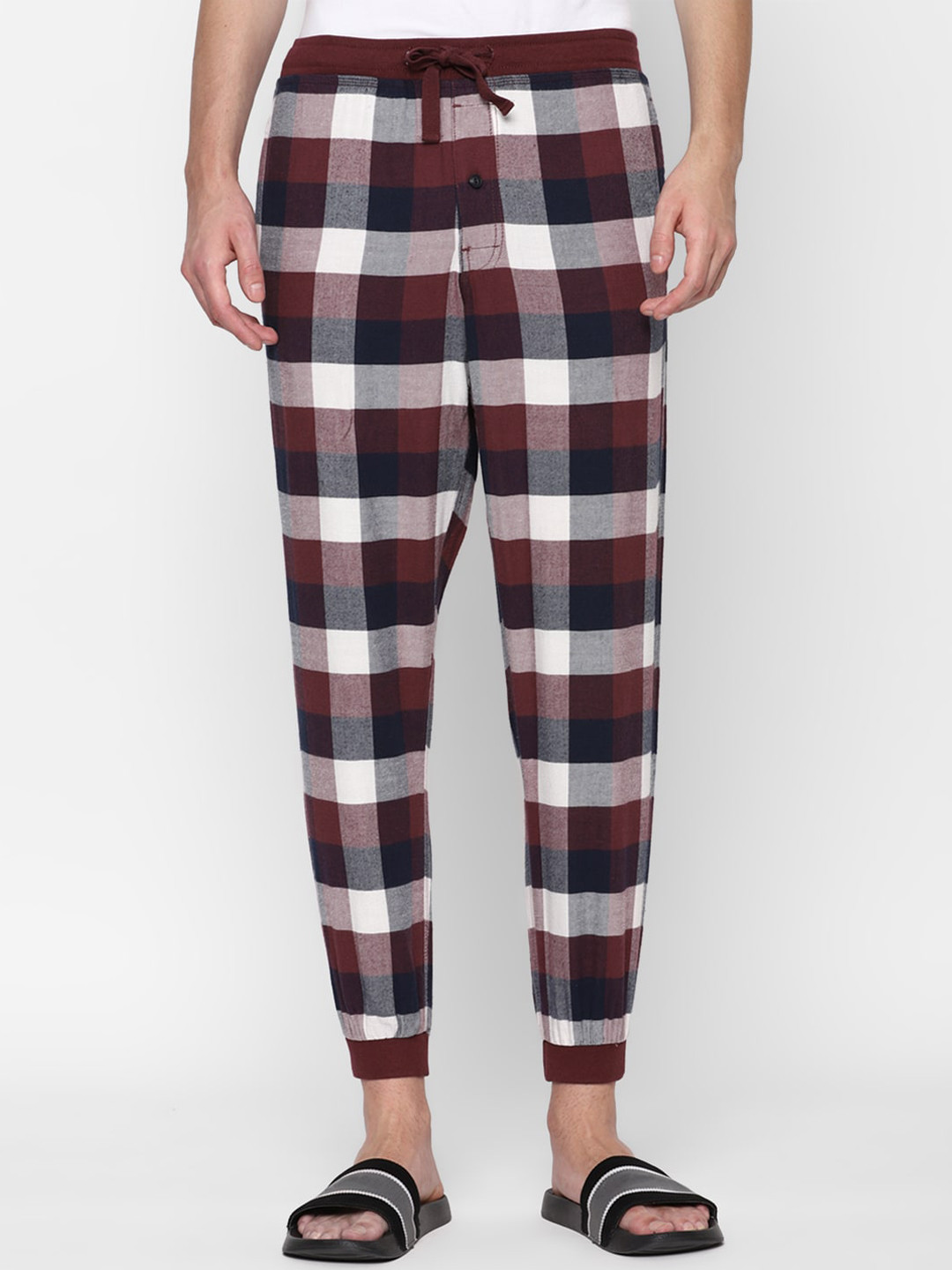 AMERICAN EAGLE OUTFITTERS Men Checked Mid-Rise Joggers