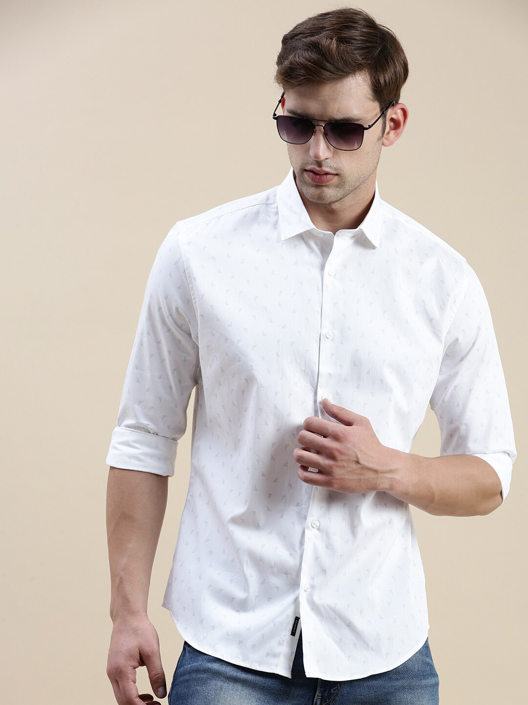 SHOWOFF Micro Ditsy Printed Standard Slim Fit Opaque Cotton Casual Shirt