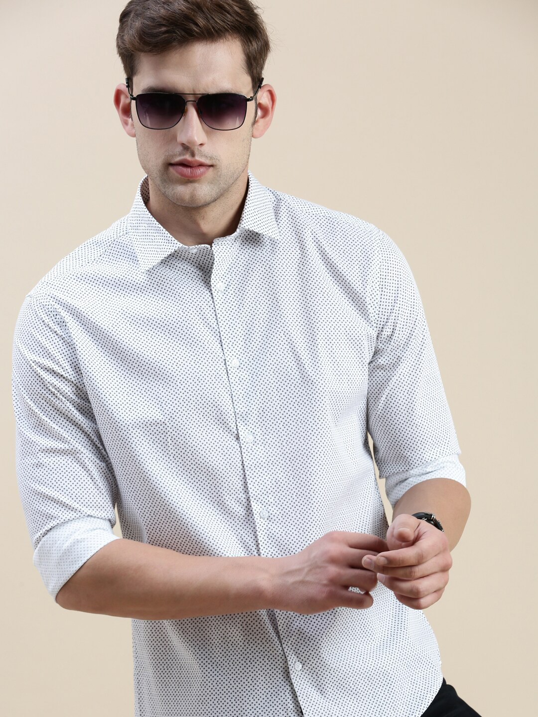 SHOWOFF Standard Slim Fit Micro Disty Printed Spread Collar Cotton Casual Shirt