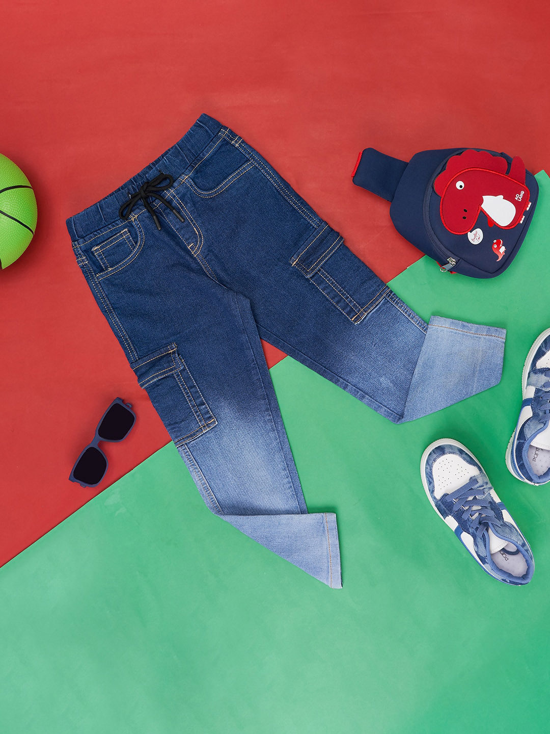 Pantaloons Junior Boys Blue Relaxed Fit Clean Look Light Fade Jeans