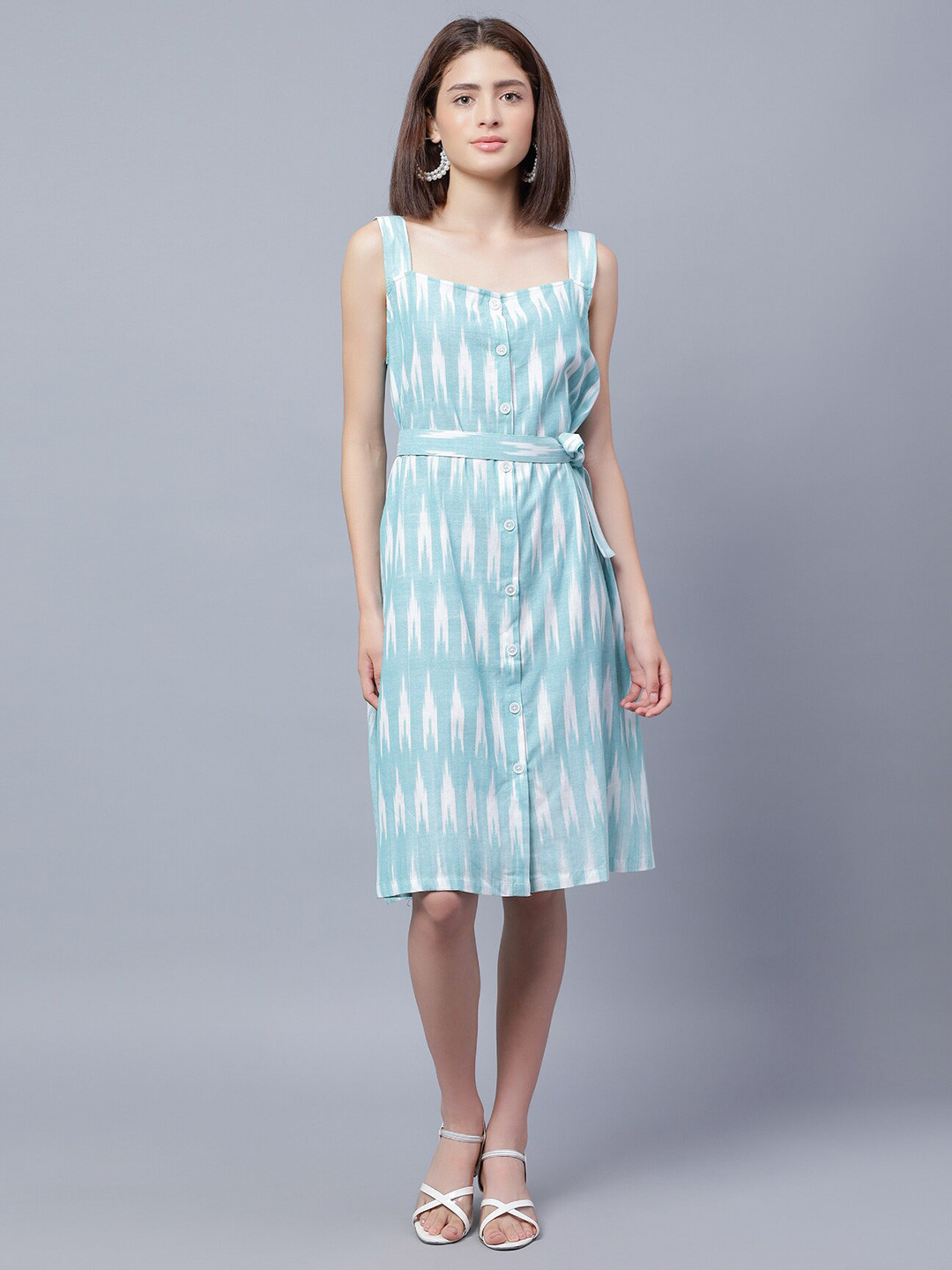 ENTELLUS Ethnic Motifs Ikkat Printed Shoulder Straps Tie Up Cotton Shirt Dress With Belt