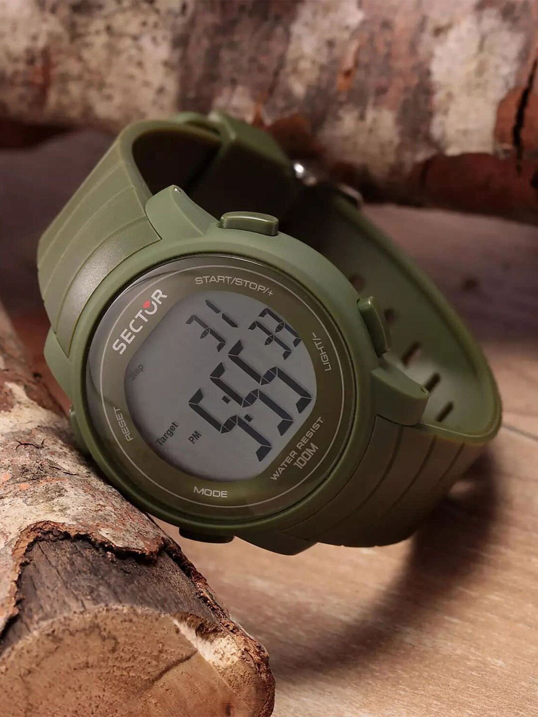 Sector Men Patterned Bracelet Style Straps Digital Watch R3251543002