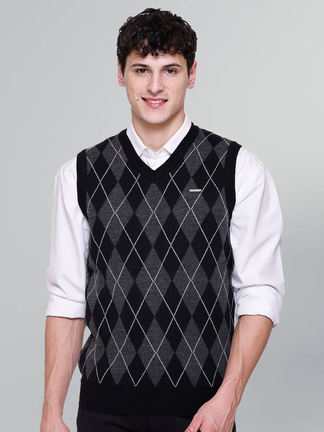 GODFREY Geometric Printed Sleeveless Woollen Sweater Vest