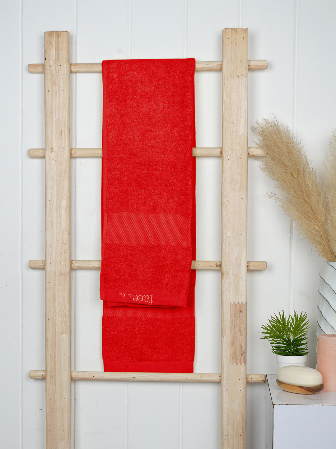 Doctor Towels Red Solid 550GSM Set of 1 Anti-Bacterial Bamboo Bath Towel