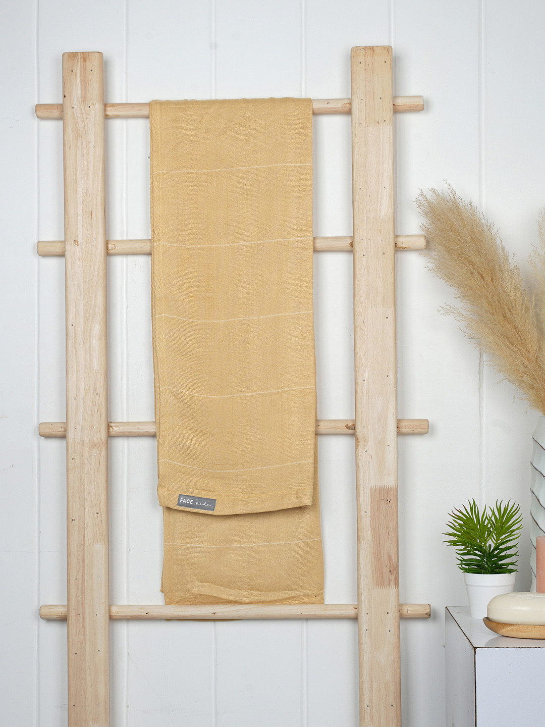 Doctor Towels Yellow Striped 350GSM set of 1 Anti-Bacterial Aloevera Bath Towel