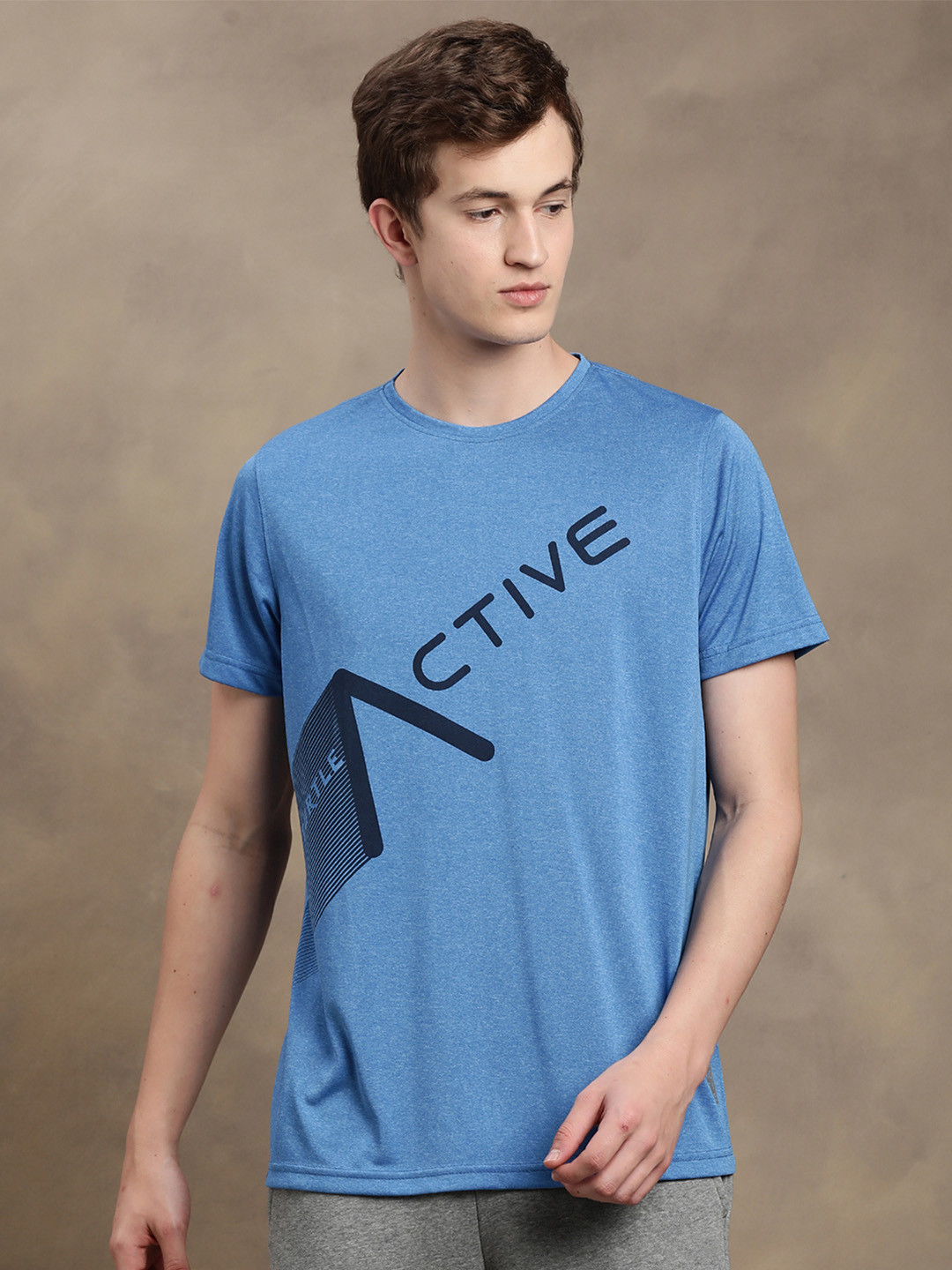 Turtle Typography Printed Slim Fit Sports T-shirt