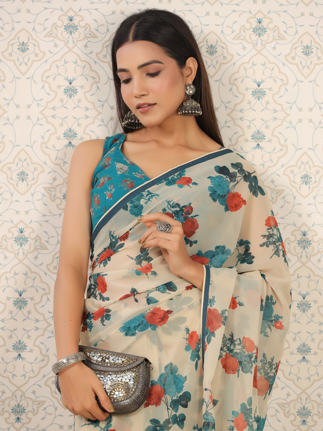 Ode by House of Pataudi Off White & Teal Floral Printed Pure Georgette Saree