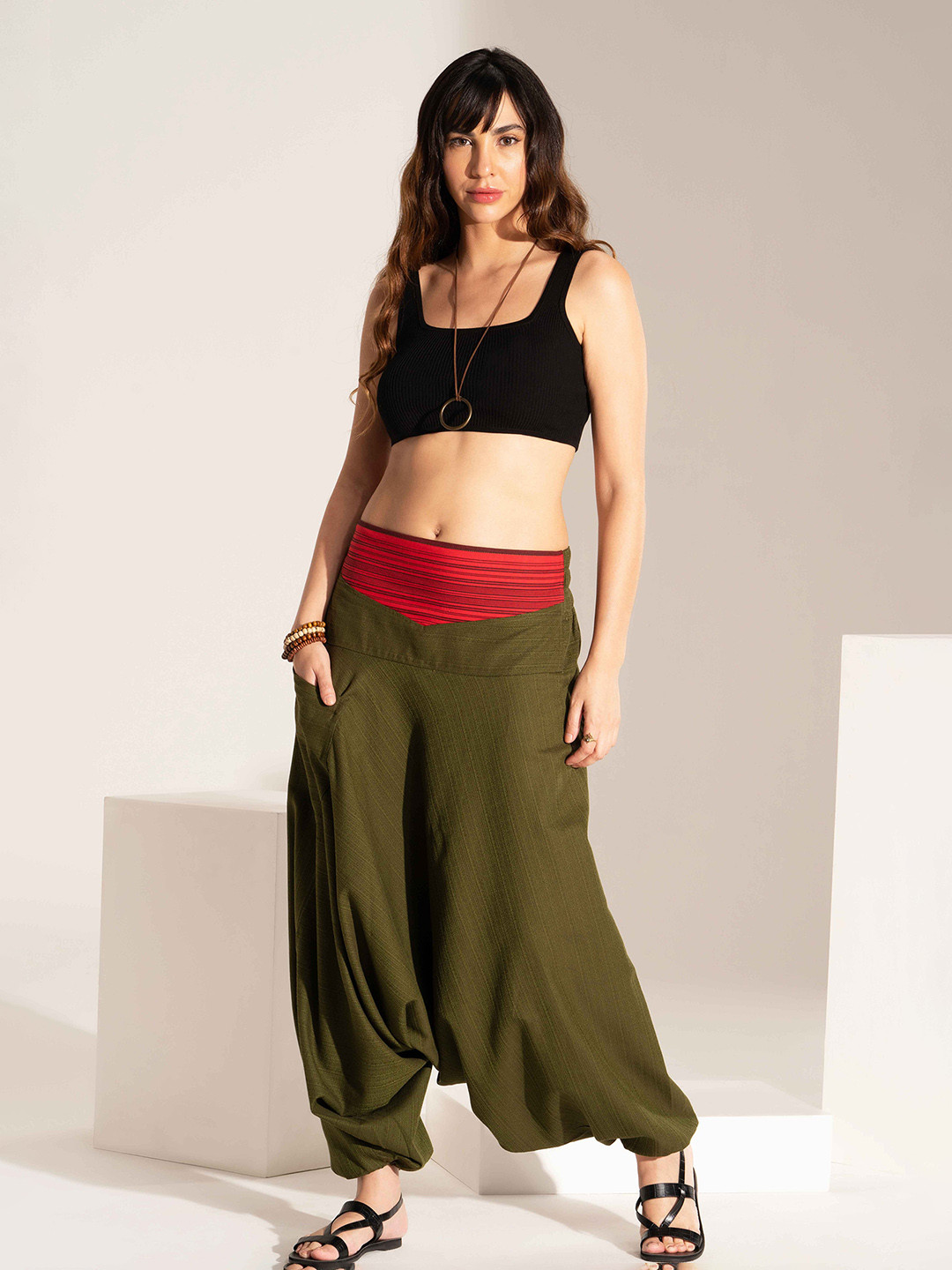 The Veshti Company Women Pure Cotton Woven-Design Loose-Fit Harem Pants