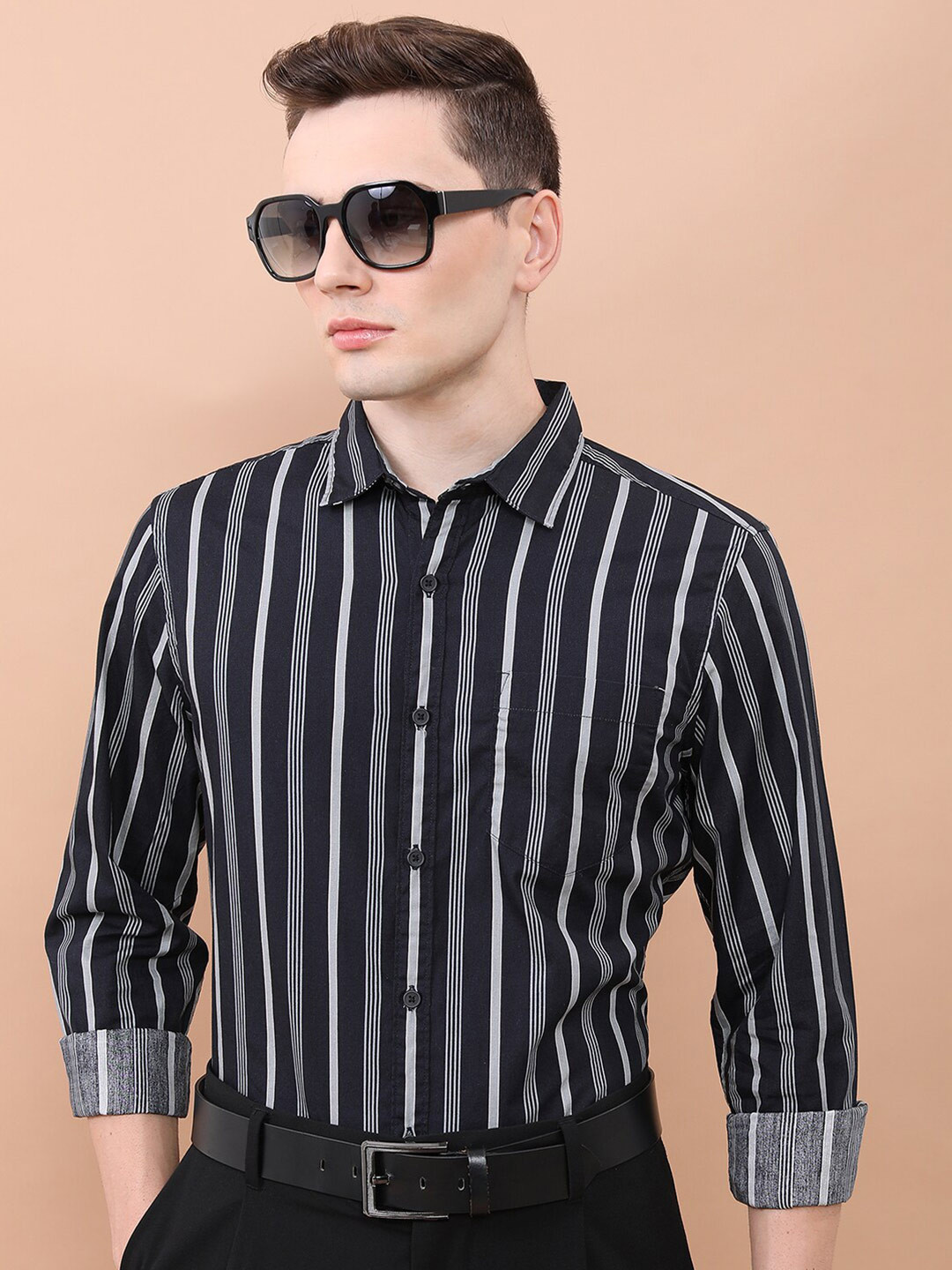 HIGHLANDER Black & Grey Vertical Striped Slim Fit Cotton Casual Shirt