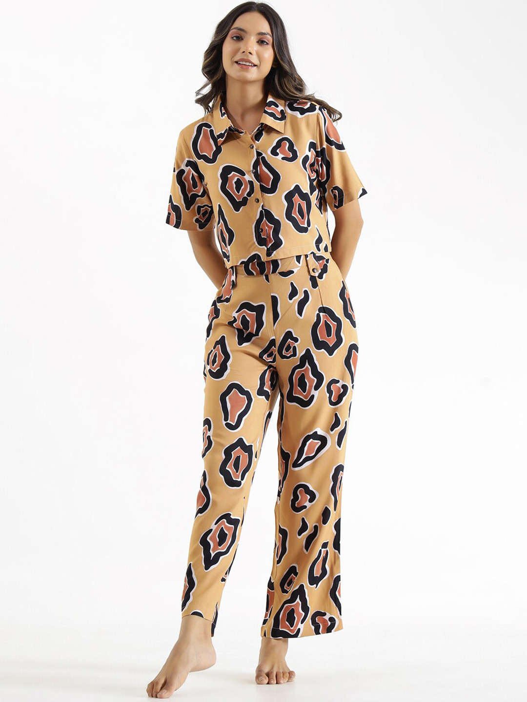 SANSKRUTIHOMES Tan Printed Shirt Collar Shirt & Trousers