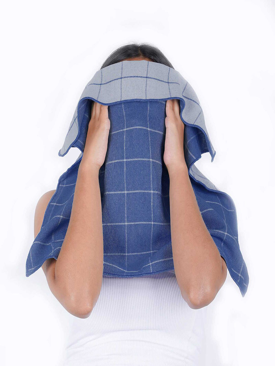 Doctor Towels Blue & Grey Checked 380GSM Set of 4 Anti-Bacterial Banana Face Towel