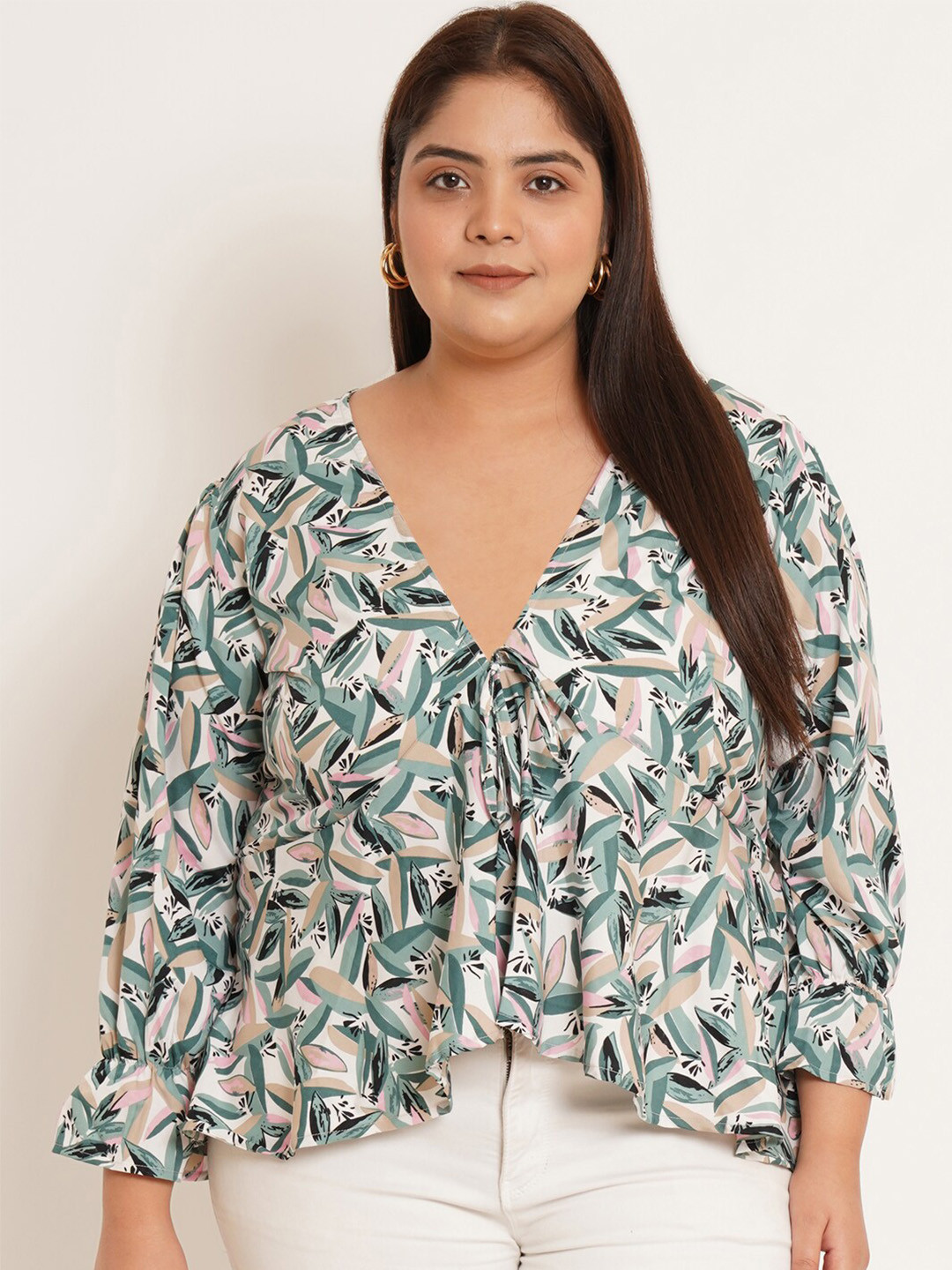 U&F Beyond Women Plus Size Print Puff Sleeve Crepe High-Low Top
