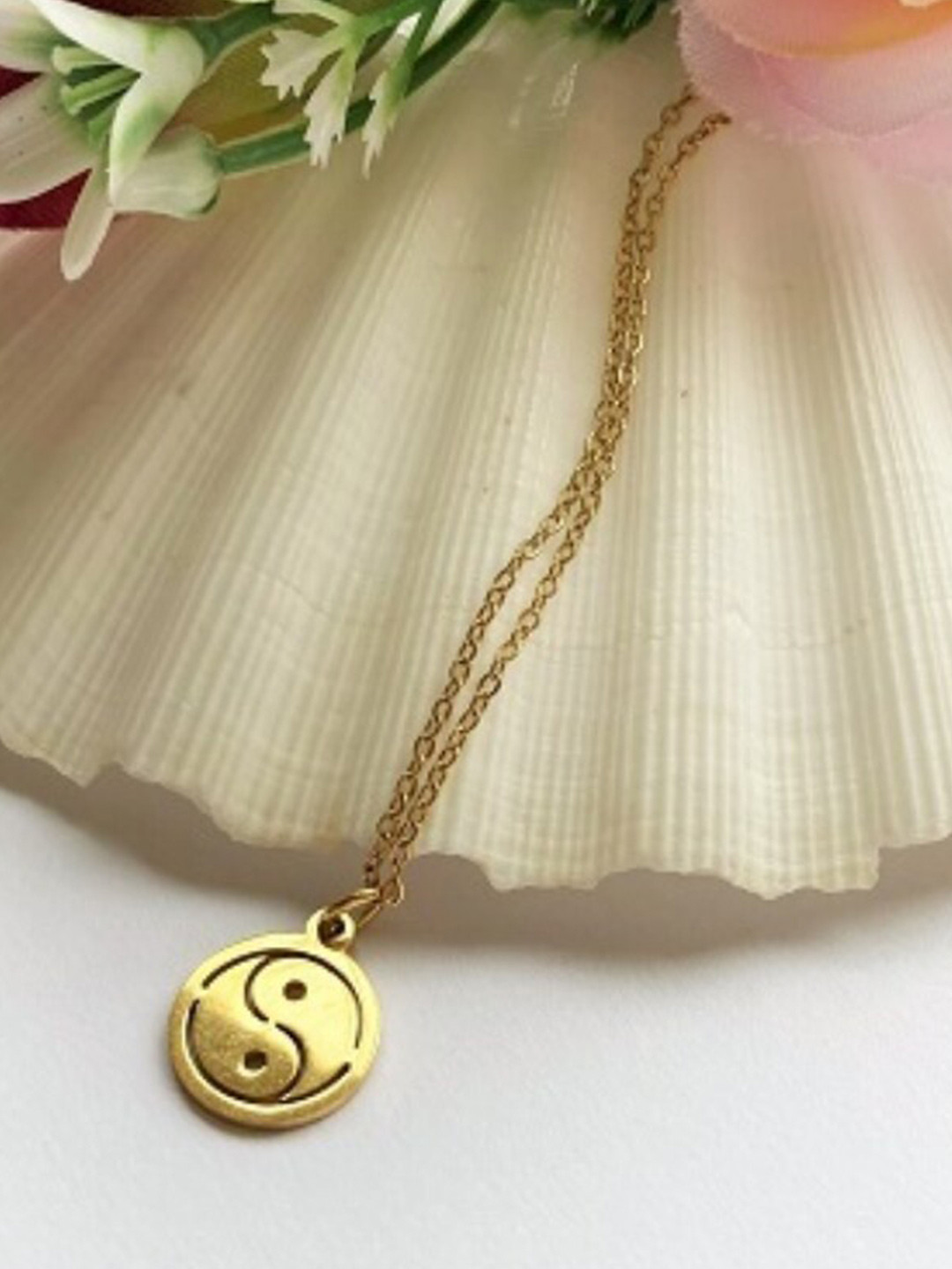 SALTY Women Stainless Steel Yin-Yang Pendant With Chain