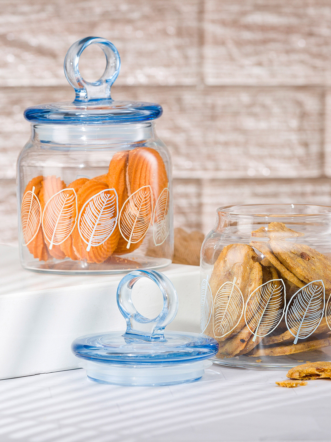 Pasabahce Transparent Glass Dishwasher Safe 2 Piece Clip-On Jar-575ml