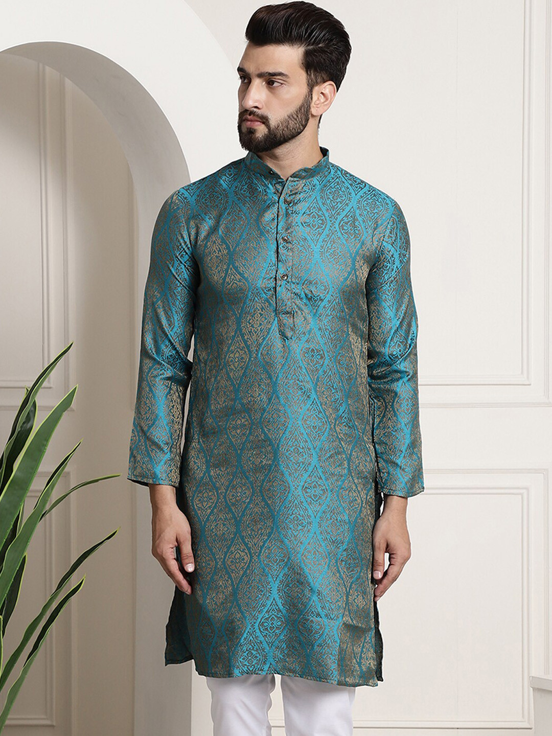 SOJANYA Ethnic Motifs Woven Design Straight Kurta