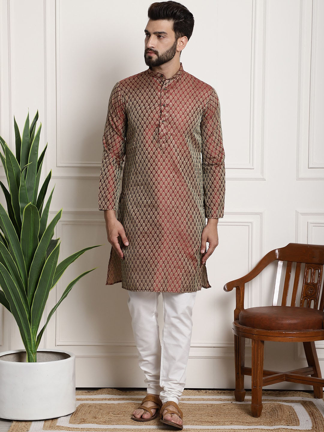 SOJANYA Ethnic Motif Woven Design Mandarin Collar Regular Kurta with Churidar