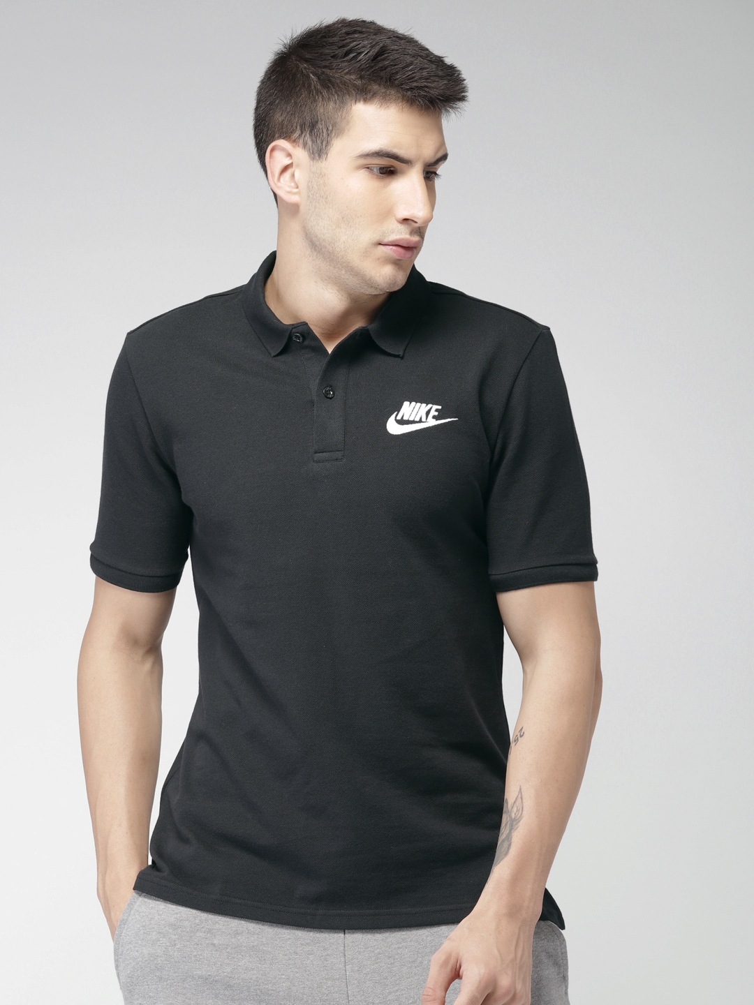 Nike Men Black Solid Collar Pure Cotton T Shirt - Tshirts Men | Myntra