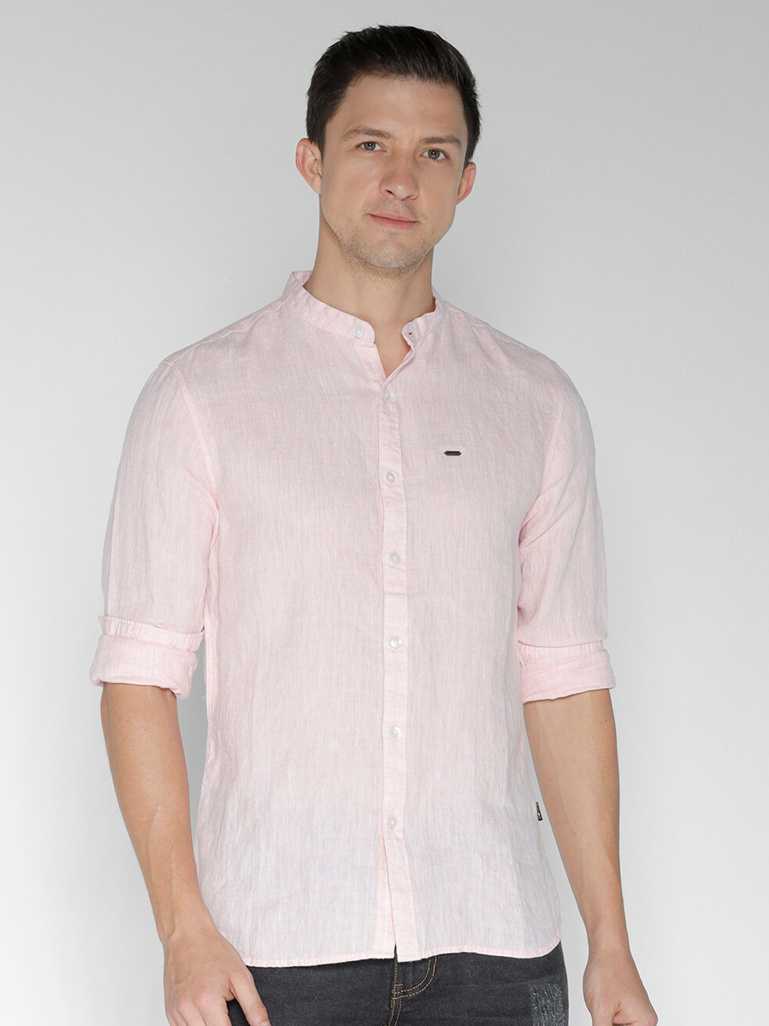 IDENTITI Slim Fit Mandarin Collar Opaque Linen Casual Shirt