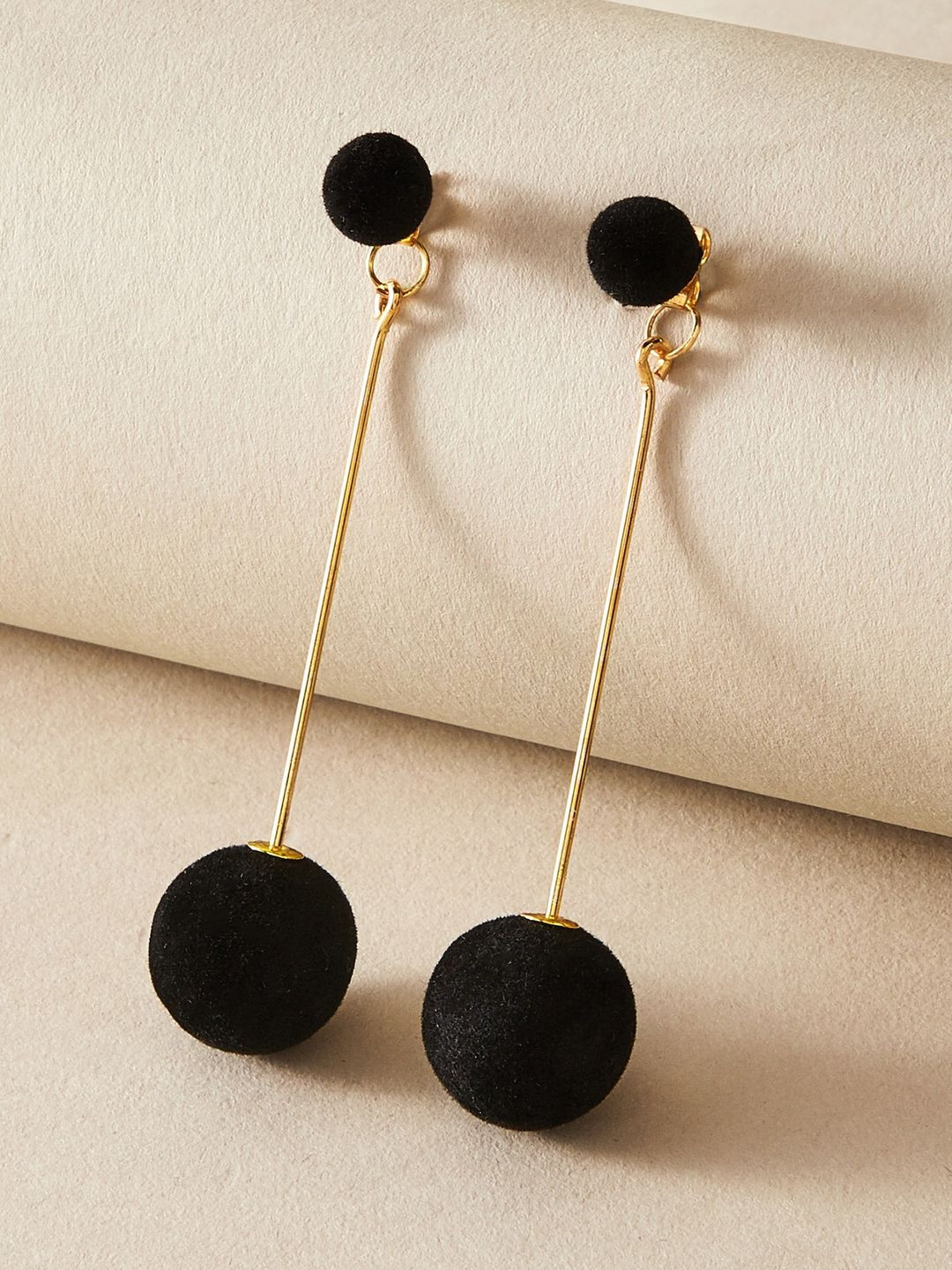 OOMPH Black & Gold-Toned Geometric Jacket Earrings
